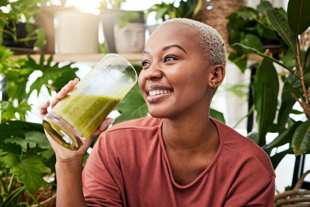 Woman drinking a healthy smoothie.